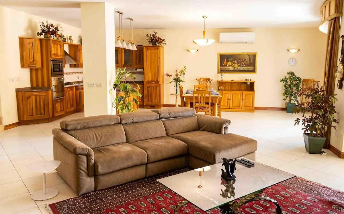 Διαμέρισμα Seaviewportomasoyacht Apartment, Next To Paceville Saint Julian's Μάλτα