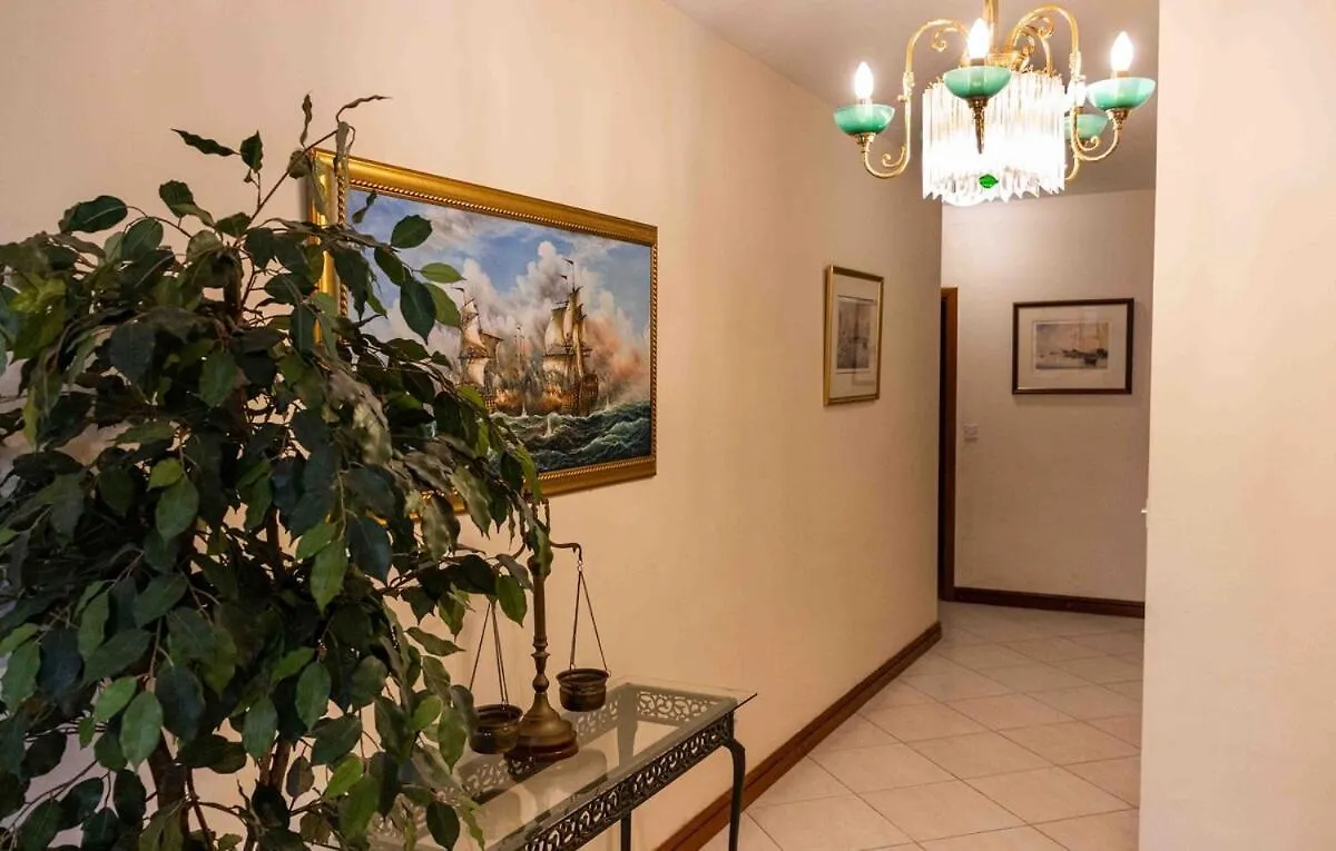 Seaviewportomasoyacht Apartment, Next To Paceville Saint Julian's 몰타