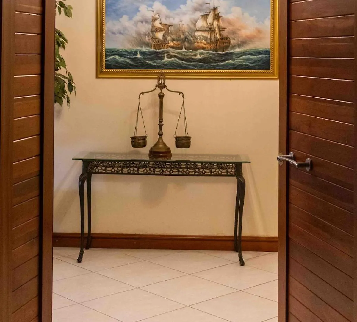 Seaviewportomasoyacht Apartment, Next To Paceville Saint Julian's 0*,  몰타